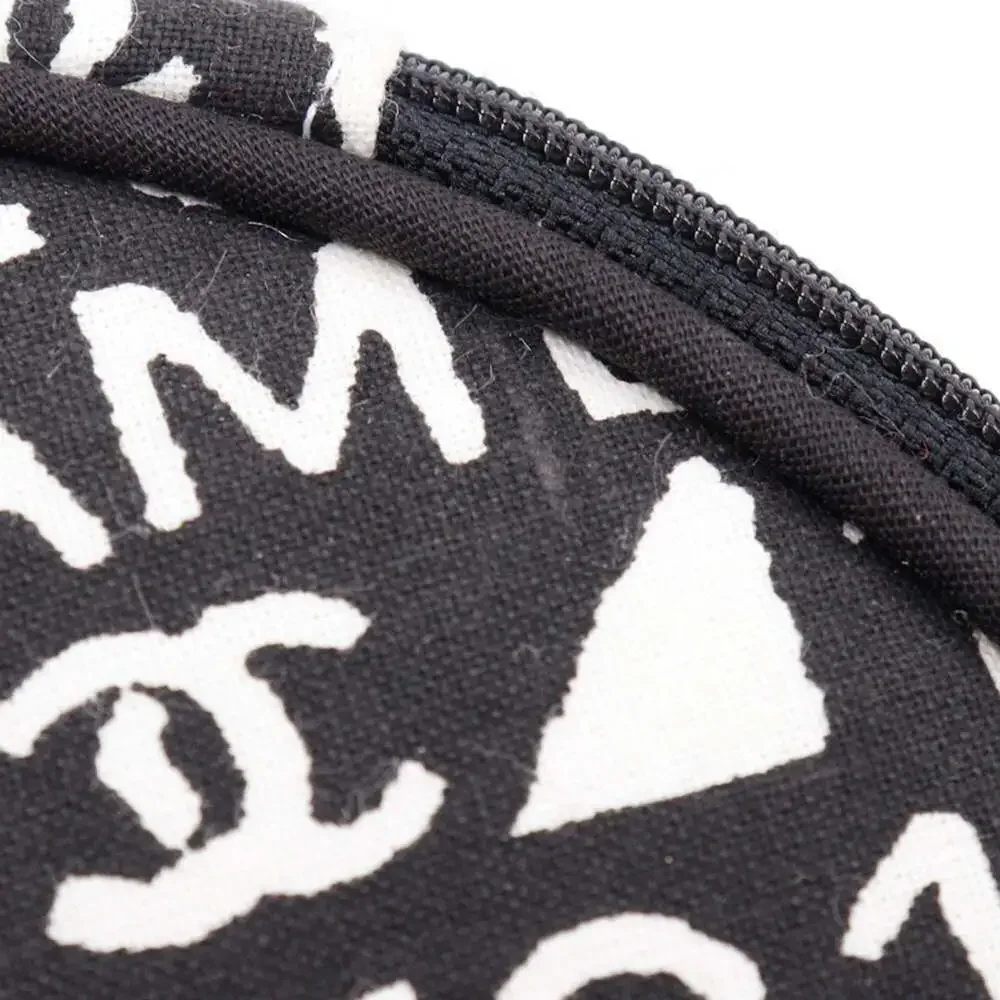 CHANEL Black Pouch